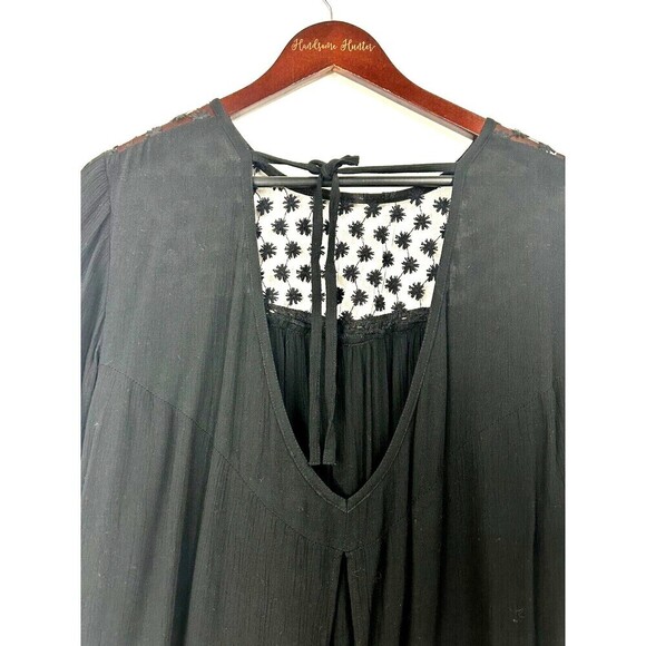 Fashion Fuse Womens Sz L Black Top Sheer Open Back Flare Sleeve Lace Blouse H2 - Picture 9 of 12